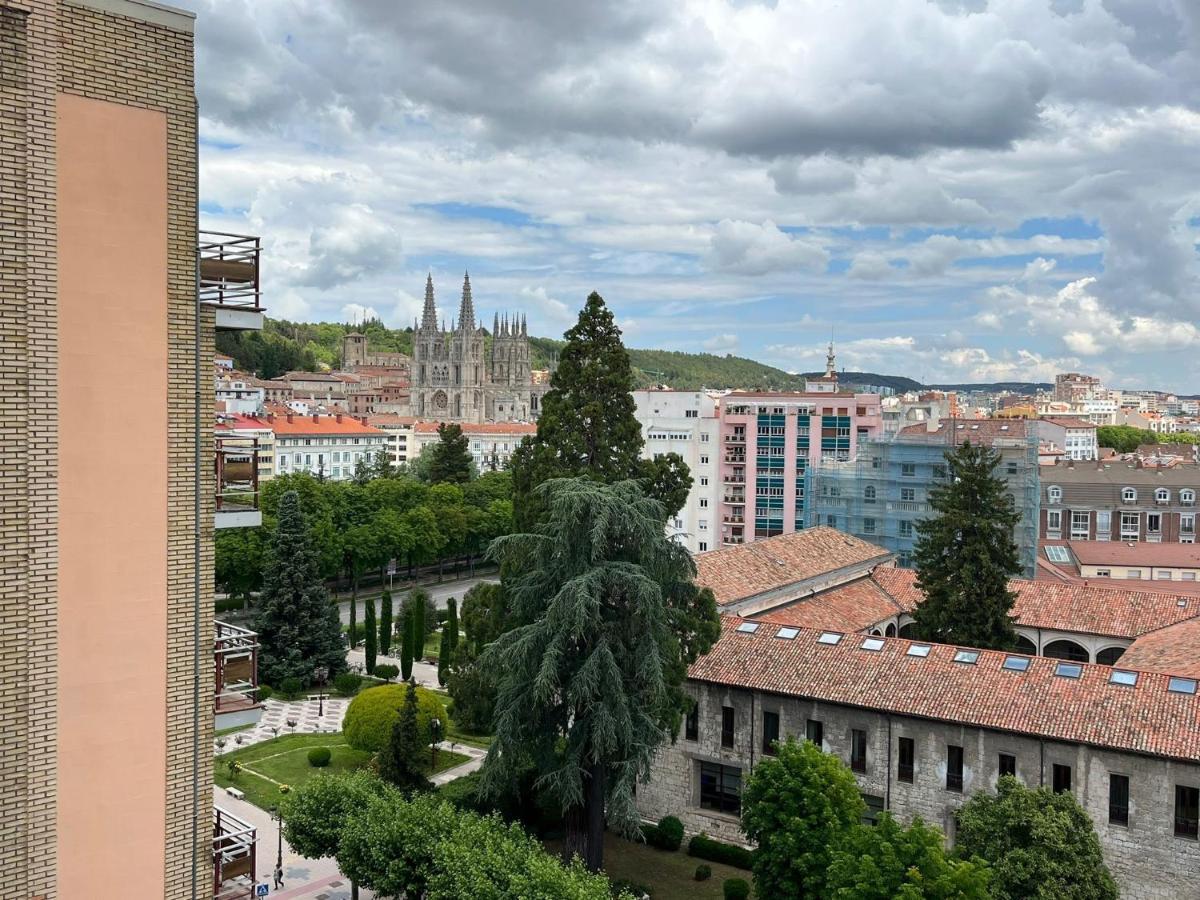 Atuaire Home Gran Apartamento Con Vistas A La Catedral De Burgo Dış mekan fotoğraf